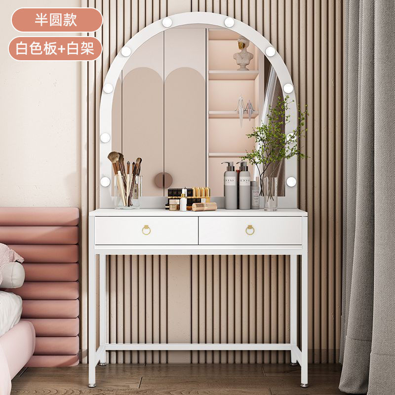Beauty Makeup Bridal - meja rias dengan lampu toko pengantin
