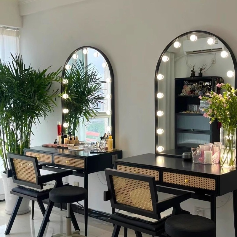 Meja rias rotan profesional ga - Beauty Makeup Bridal ulasan dan harga