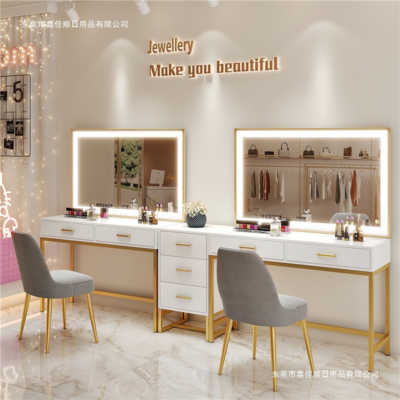 Studio rias kuku profesional d - Beauty Makeup Bridal ulasan dan harga