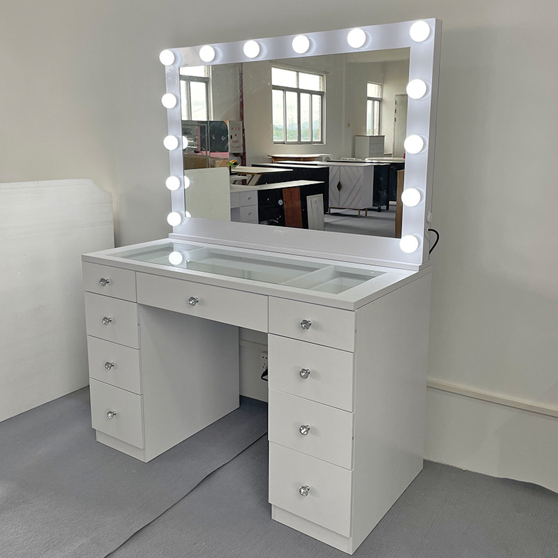 Lampu rias studio selebgram, l - Beauty Makeup Bridal ulasan dan harga